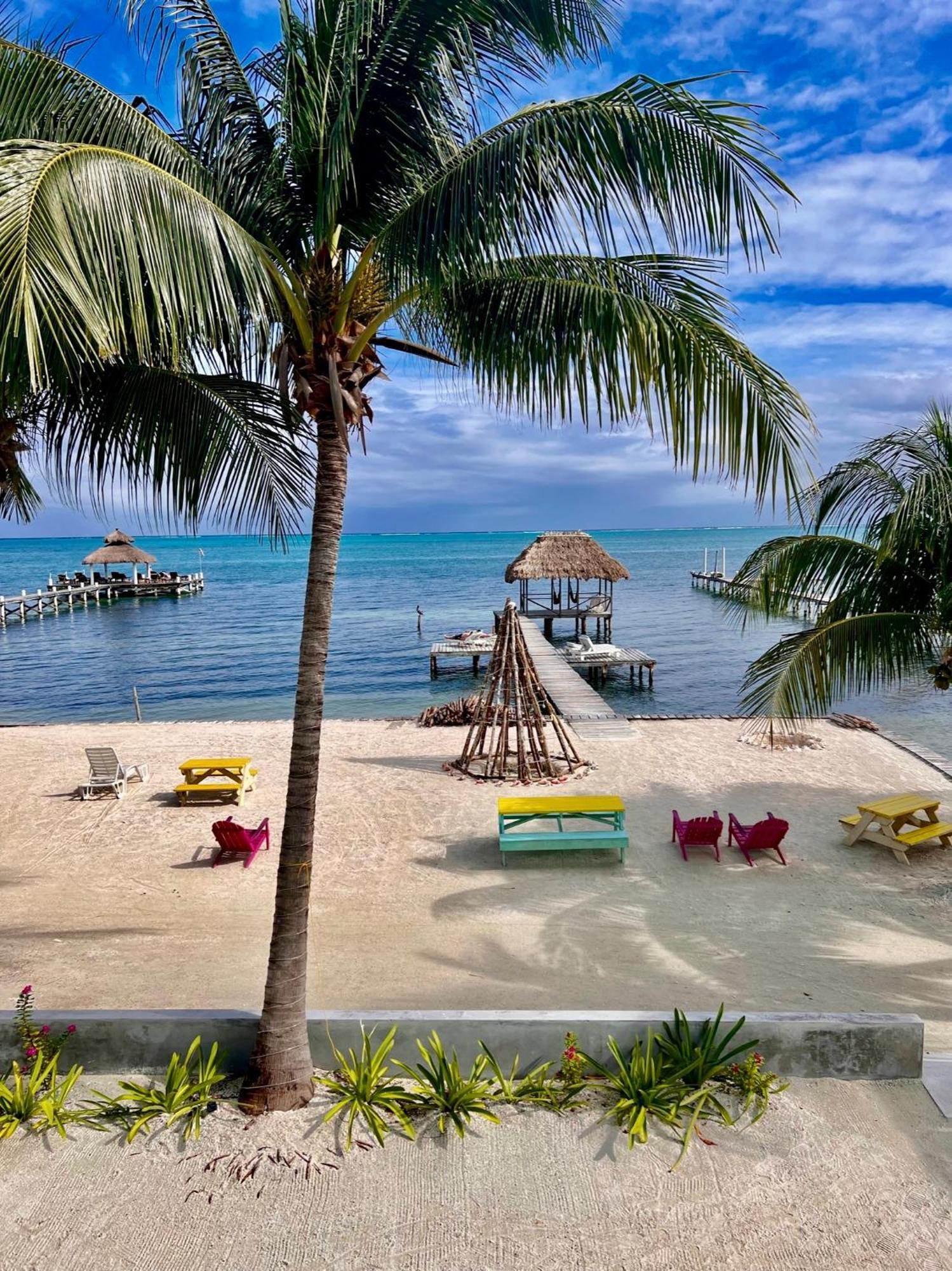 Barefoot Beach Belize Caye Caulker Exterior photo