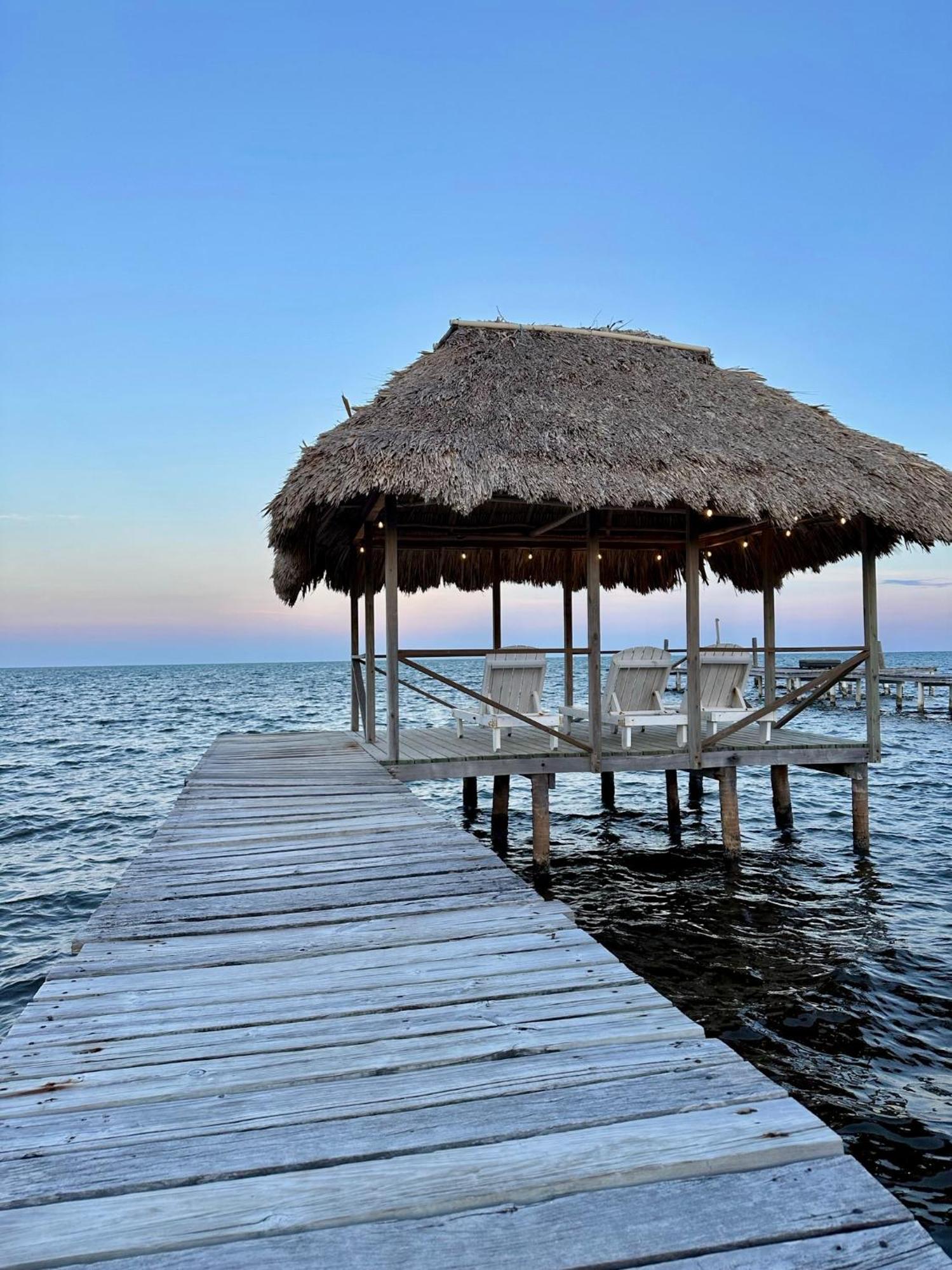 Barefoot Beach Belize Caye Caulker Exterior photo