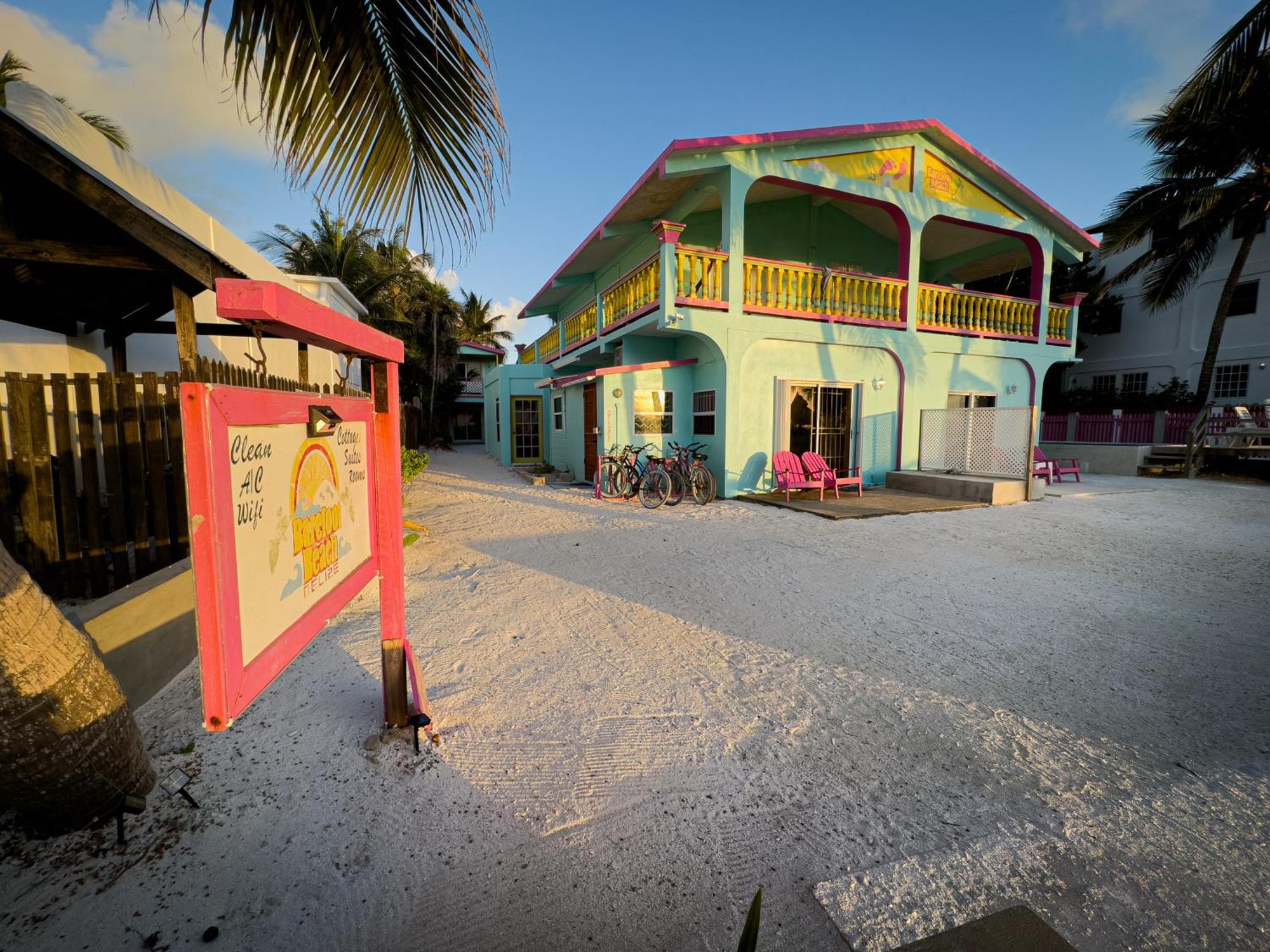 Barefoot Beach Belize Caye Caulker Exterior photo