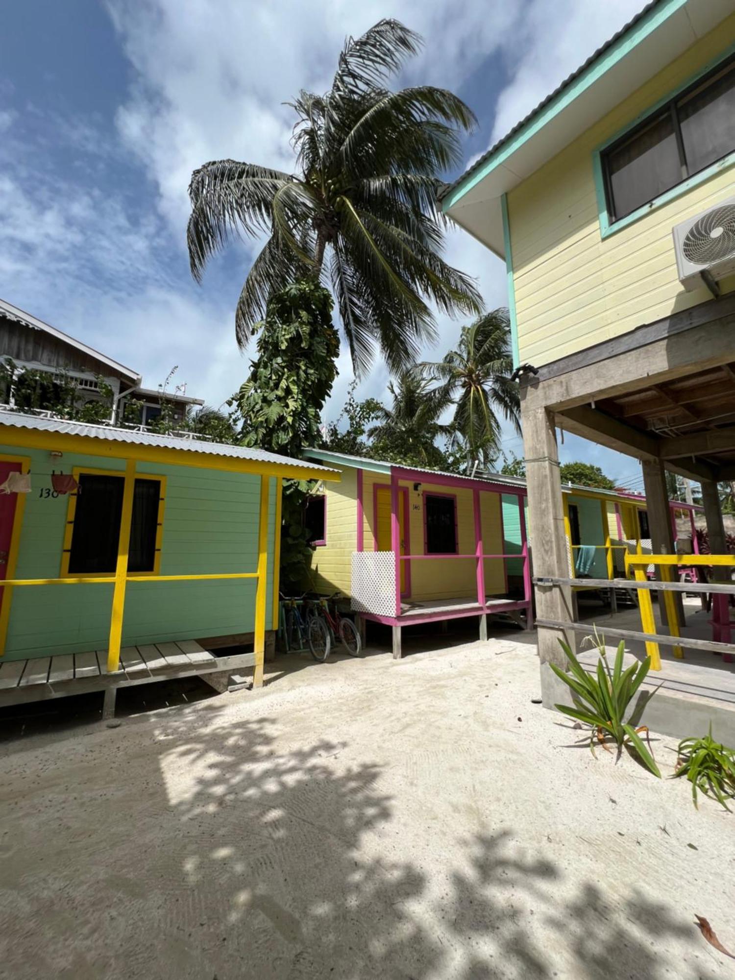 Barefoot Beach Belize Caye Caulker Exterior photo
